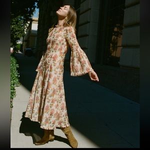 DOEN TAPESTRY FLORAL | Size, Small